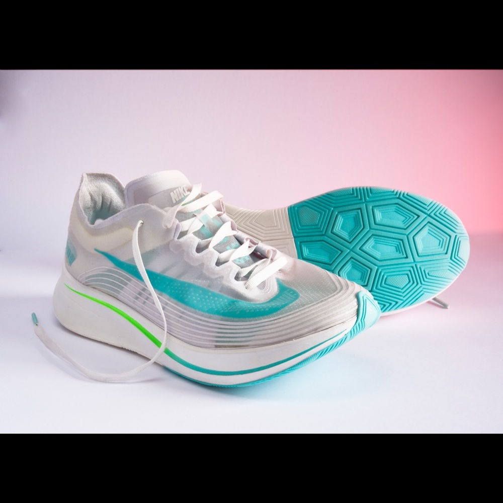 NWT Nike Zoom Fly men’s size 8